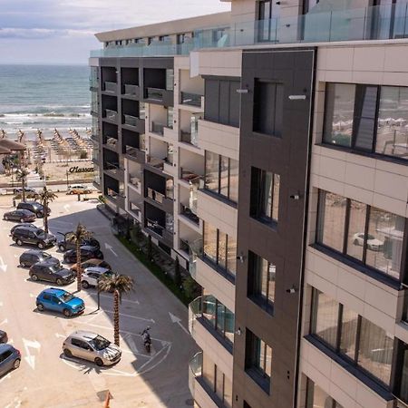 Luxury Studio - Maison 103 - Stefan Building Complex Lejlighed Năvodari Eksteriør billede