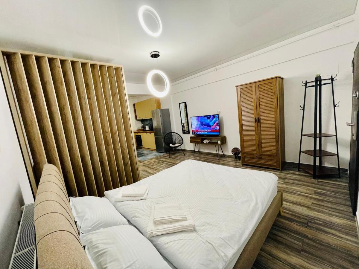Luxury Studio - Maison 103 - Stefan Building Complex Lejlighed Năvodari Eksteriør billede